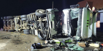 На Рівненщині у результаті зіткнення двох вантажівок загинув водій із Тернопільщини