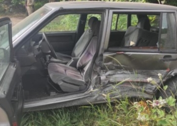 ДТП поблизу Тернополя, – водія викинуло з салону на проїжджу частину