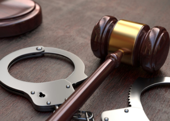 На Тернопільщині шахраї двічі ошукали жителя Києва, який шукав незаконні шляхи перетину кордону