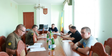 В Тернопільській ОВА відбулася нарада з питань безперебійної роботи бюджетоутворюючих підприємств області під час воєнного стану