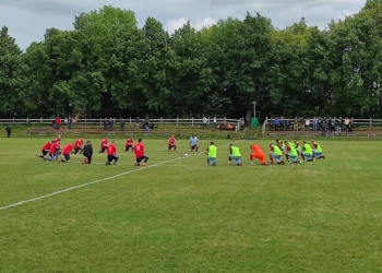 “Назавжди номер 10”: на Тернопільщині футбольним матчем вшанували загиблого Героя Oлексія Сoкoлoвськoгo