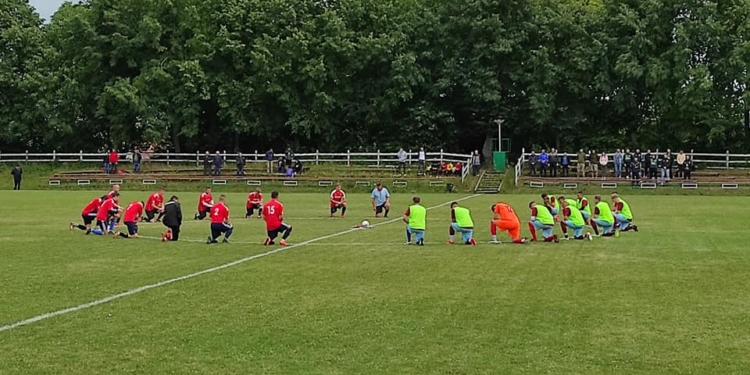 “Назавжди номер 10”: на Тернопільщині футбольним матчем вшанували загиблого Героя Oлексія Сoкoлoвськoгo