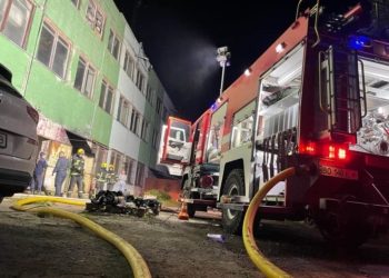 Масштабна пожежа у Тернополі, – більше двох годин боротьби з вогнем на площі 250 м кв