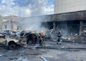 Ракетний удар по Вінниці: постраждалих близько сотні