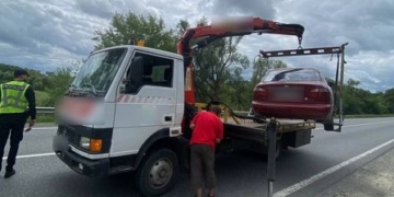 У Смиківцях патрульні виявили нетверезого водія, – останній залишився без авто