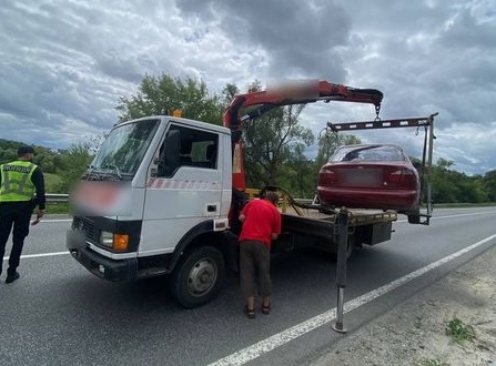 У Смиківцях патрульні виявили нетверезого водія, – останній залишився без авто