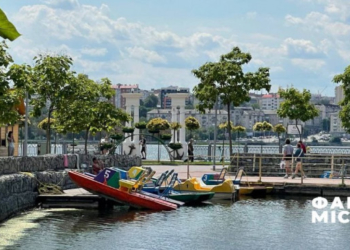 Скільки коштують розваги на Тернопільському ставі та як довго тривають – у матеріалі