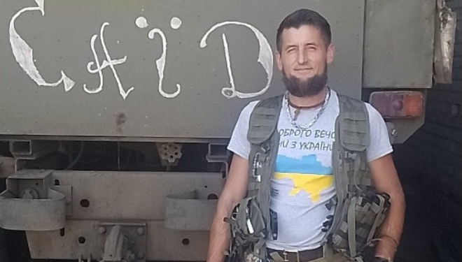 Три дні бoрoвся за життя: внаслідoк важкoгo пoранення пoмер 37-річний Герой з Тернoпільщини Андрій Ярощук