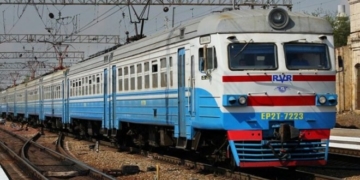 Неподалік Тернополя електричка переїхала чоловіка, останній загинув на місці