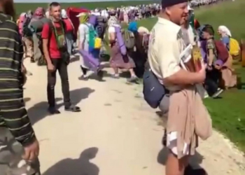 До пекла, там ваше місце: не контрольовану масу прихильників московської православної церкви самотужки зупиняли на Тернопільщині