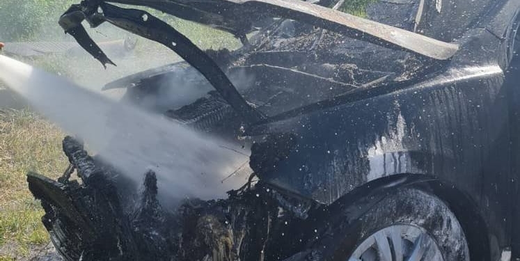 У Великих Гаях на дорозі загорівся Hyundai Santafe