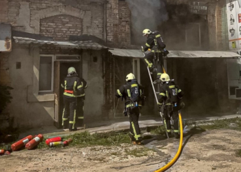 Пожежа у Тернополі: на вулиці Шептицького, 23 горіла майстерня з ремонту побутової техніки та електроінструментів