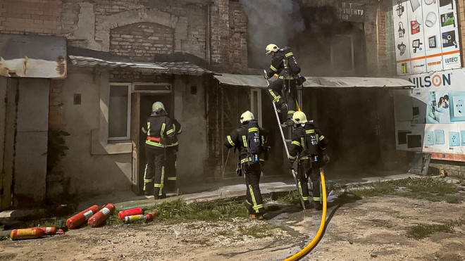 Пожежа у Тернополі: на вулиці Шептицького, 23 горіла майстерня з ремонту побутової техніки та електроінструментів