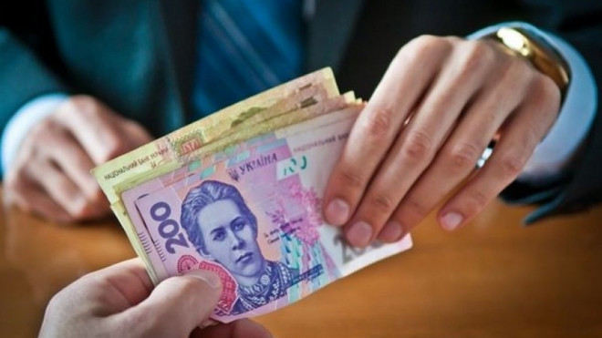 90-річна збаражчанка віддала шахраю за «порятунок рідних» понад п’ять тисяч доларів