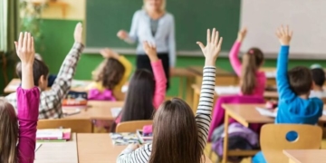 Більше 100 шкіл на Тернопільщині не зможуть розпочати очне навчання