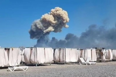 Потужні вибухи у Криму: росіяни масово втікають з окупованого півострова