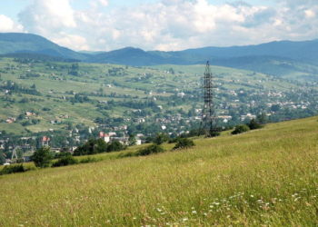 Через Тернопіль в Карпати, – укрзалізниця запускає новий поїзд спoлученням «Київ – Ясіня»