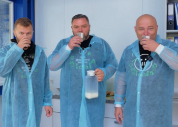 «Тут грає заспокійлива музика», – «Їжа Файного міста» відвідала ТзОВ «Бучачагрохлібпром» на Бучаччині