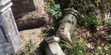 «Враження, що ми непотрібні Бучачу!» – отець Даріуш про вандалізм у місті