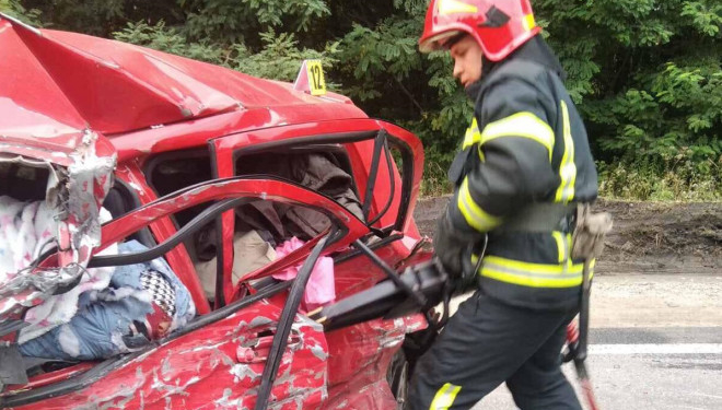 На Тернопільщині у ДТП загинула 44-річна киянка, ще 5 людей потрапили у лікарню