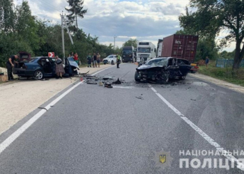 У поліції розповіли деталі смертельної ДТП біля Збаража в якій загинув 20 річний водій