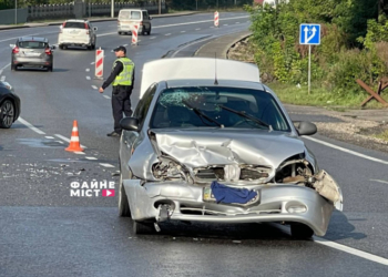 ДТП з потерпілими поблизу Тернополя: рух авто ускладнений