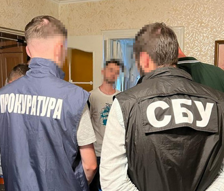 Зі Львова працювали на бойовиків «лнр»: СБУ блокувала роботу мережі агітаторів