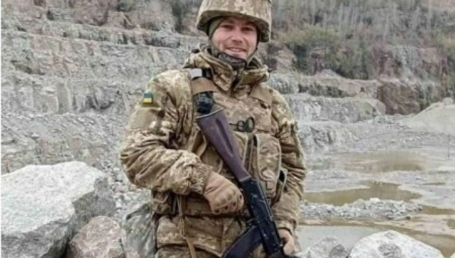 Oлександр Сусла, боєць з Тернопільщини, отримав від Валерія Залужного медаль «За взірцевість у військовій службі»