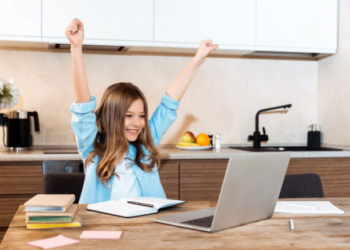 У вишах і школах Тернопільської області побільшало заяв із проханнями навчатися дистанційно