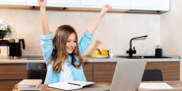 У вишах і школах Тернопільської області побільшало заяв із проханнями навчатися дистанційно