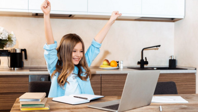 У вишах і школах Тернопільської області побільшало заяв із проханнями навчатися дистанційно