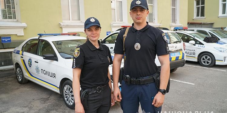 У Тернополі, на масиві Дружба, патрульні врятували від самогубства 92-річного дідуся