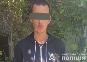 На Тернопільщині 20-ти річний переселенець з Кривого Рогу викрав скутер та набої після чого останні жбурляв у вогонь аби розважитися