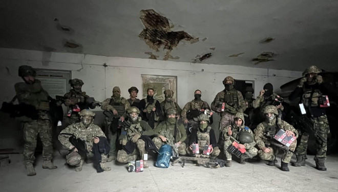 Благодійний фонд Ігоря Гуди «Твори добро» передав бійцям теплий одяг