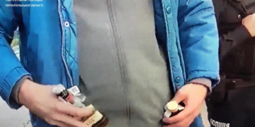 Нетверезий водій маршрутки возив пасажирів Тернополем, – алкоголь возив з собою у кишенях