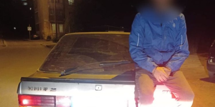 Кермувальника з фальшивими документами виявили тернопільські патрульні