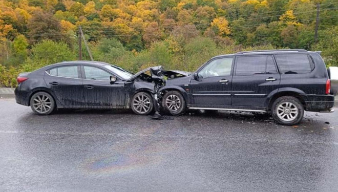 На Тернопільщині ДТП, – “лоб в лоб” зіткнулися дві автівки, є потерпілі