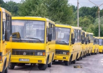 Від завтра в Україні вводять заборону акустичного насильства на пасажирському транспорті