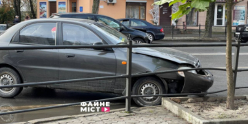 Потрійна ДТП у центрі Тернополя