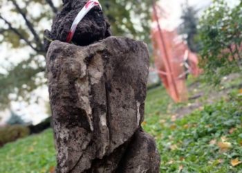 У центрі Тернополя знайшли частину стародавнього пам’ятника