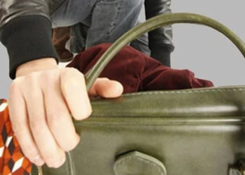 У Тернополі вкрали сумку у переселенки, коли вона прийшла у фонд по допомогу