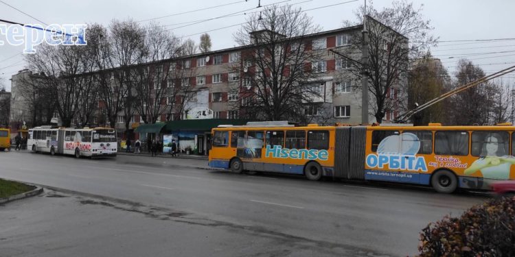 Відзавтра у Тернополі відновлюють рух громадського транспорту на вулиці С. Крушельницької