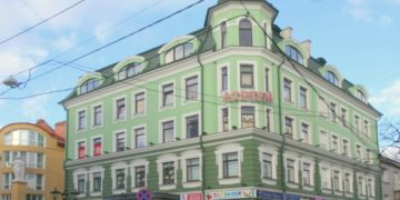 Окраса міста і діловий центр: 13 років тому в Тернополі відкрили бізнес-центр «Атріум»