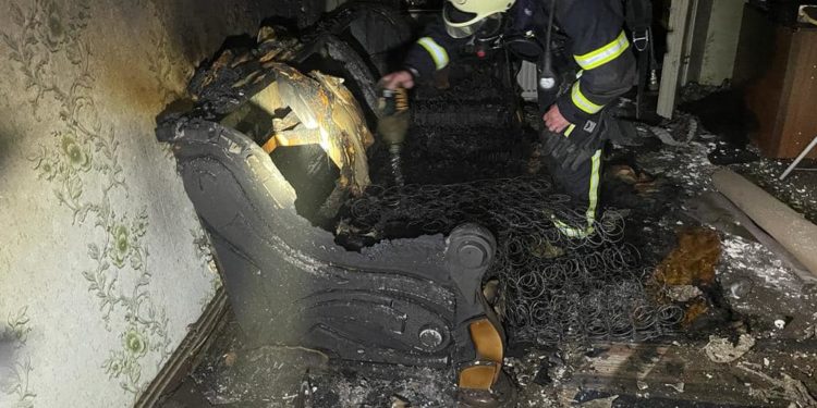 На вулиці Героїв Крут у Тернополі сталася пожежа, – горіло помешкання на 4 поверсі 5-ти поверхівки