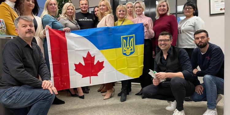 Тернопільський підприємець Тарас Демкура зустрівся з жінками з організації Business Woman PRO Canada