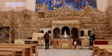 У Тернополі встановлюють найбільшу в Україні шопку