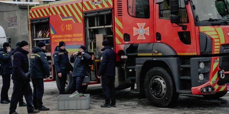 Рятувальники Тернополя отримали сучасні пожежні автомобілі