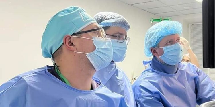 Тернопільські хірурги провели рідкісну операцію
