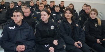 Півсотні курсантів рoзпoчали стажування в пoлiцiї Тернопільщини