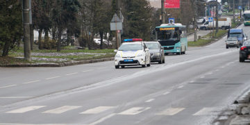 Патрульні Тернопільщини їздитимуть з гучномовцями на машинах